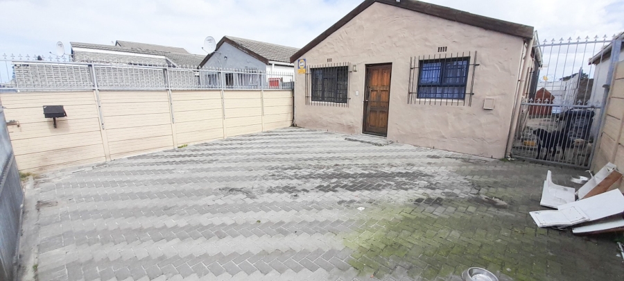 2 Bedroom Property for Sale in Belhar Western Cape